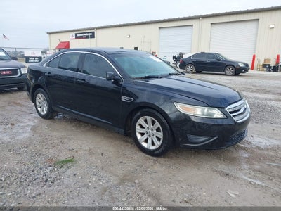 1FAHP2DW3AG120835 FORD TAURUS Photo 1