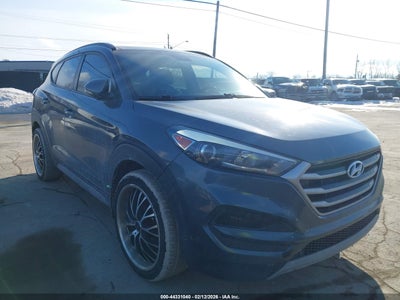 KM8J3CA29JU747471 HYUNDAI TUCSON Photo 1