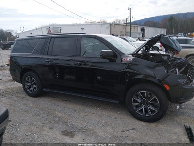 CHEVROLET SUBURBAN