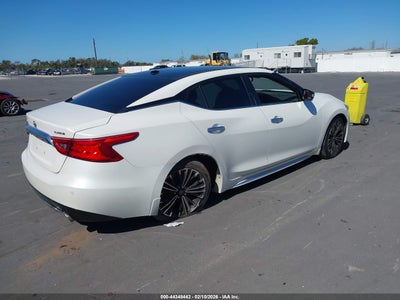 NISSAN MAXIMA