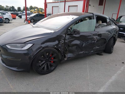 TESLA MODEL X