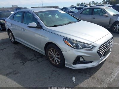 5NPE24AF7JH676959 HYUNDAI SONATA Photo 1
