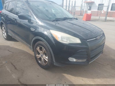 1FMCU0G98GUA35261 FORD ESCAPE Photo 1