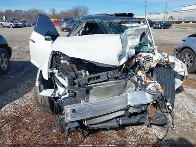NISSAN MAXIMA