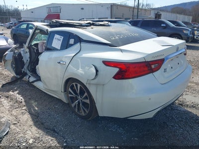 NISSAN MAXIMA