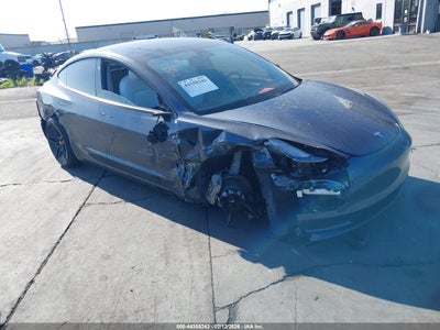 5YJ3E1EB6MF999486 TESLA MODEL 3 Photo 1