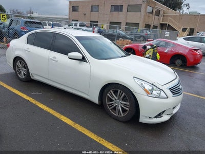 2011 Infiniti G37