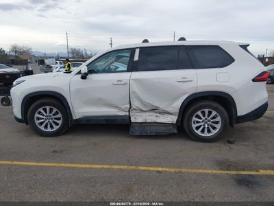 TOYOTA GRAND HIGHLANDER