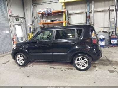 2011 KIA SOUL +