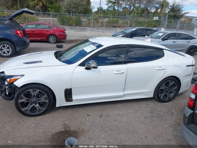 KIA STINGER