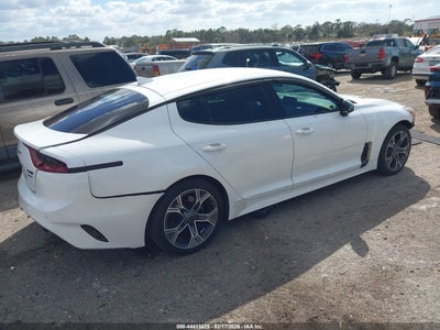 KIA STINGER