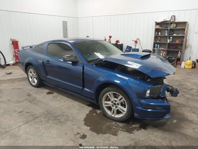 FORD MUSTANG