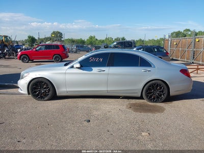 MERCEDES-BENZ S 550