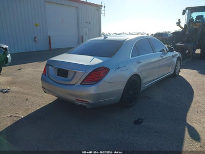 MERCEDES-BENZ S 550
