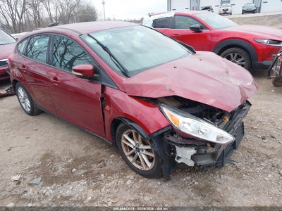 2016 Ford Focus 2.0 Se red Lot 111044453079 Vin 1FADP3K21GL226978