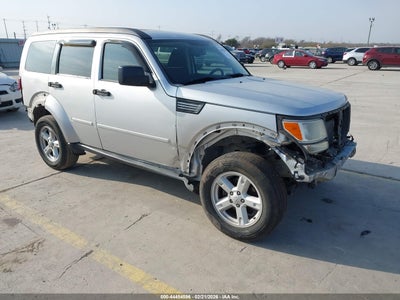DODGE NITRO