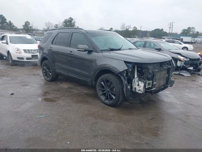1FM5K8D81HGD77885 Ford Explorer 2017