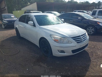 KMHGC4DE0BU137370 HYUNDAI GENESIS Photo 1