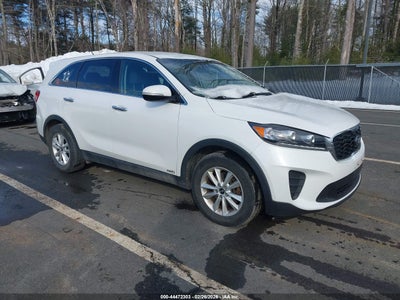 5XYPGDA52KG490160 Kia Sorento 2019
