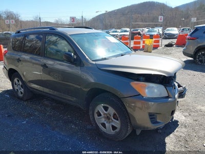 2T3BF4DV7CW209420 TOYOTA RAV4 Photo 1