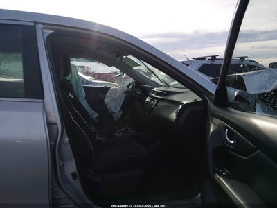 2015 NISSAN ROGUE 5