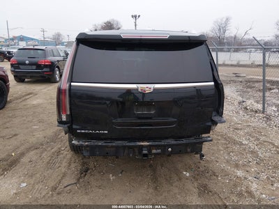 CADILLAC ESCALADE ESV