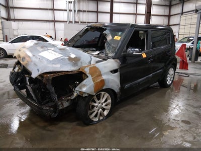 2013 KIA SOUL +