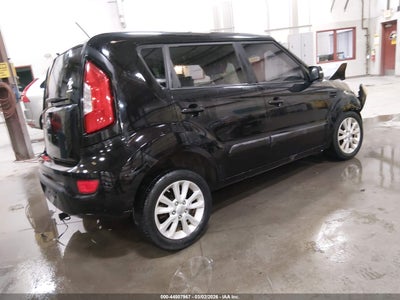 2013 KIA SOUL +