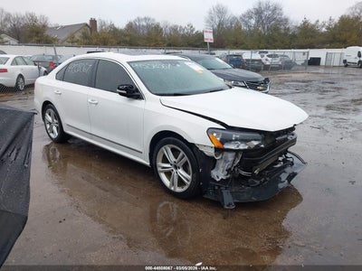 1VWCN7A3XEC067305 VOLKSWAGEN PASSAT Photo 1