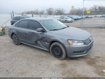 1VWAP7A30CC077176 VOLKSWAGEN PASSAT Photo 1