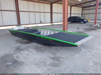 2018 Blazer Boat