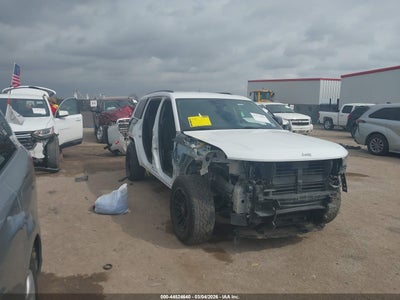 1C4RJKAG0P8739134 JEEP GRAND CHEROKEE L Photo 1
