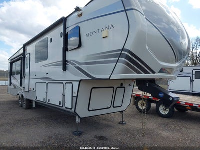 2022 Montana Travel Trlr