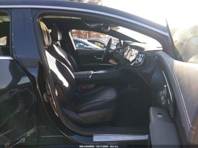 MERCEDES-BENZ EQS 580