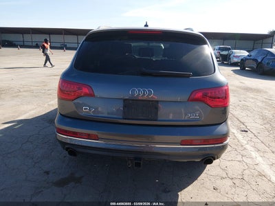 AUDI Q7