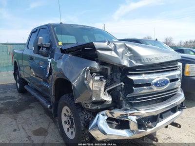 1FT8X3BT8KEG27994 FORD F-350 Photo 1