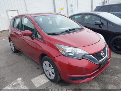 3N1CE2CP2JL365628 NISSAN VERSA NOTE Photo 1