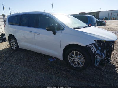 2025 CHRYSLER VOYAGER LX
