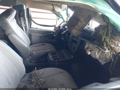 CHEVROLET EXPRESS PASSENGER