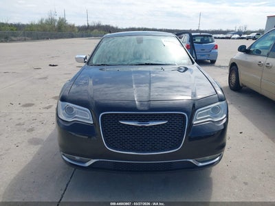 CHRYSLER 300