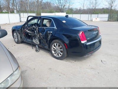 CHRYSLER 300