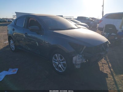 3MYDLBYV5JY306771 TOYOTA YARIS IA Photo 1