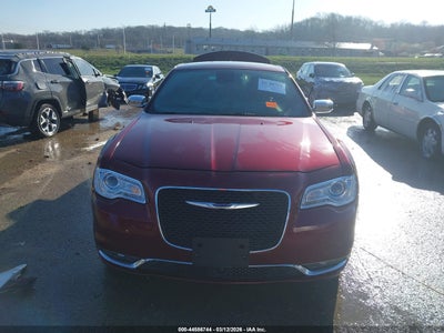 CHRYSLER 300
