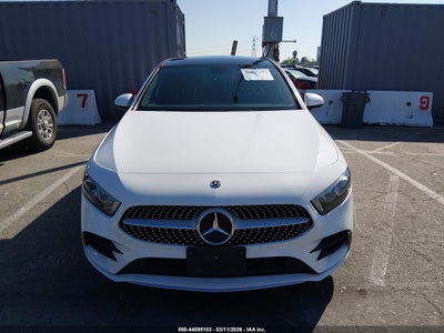 MERCEDES-BENZ A 220