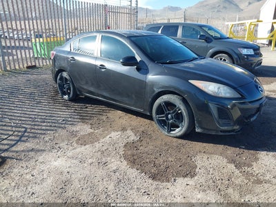 JM1BL1UG5B1363341 MAZDA MAZDA3 Photo 1