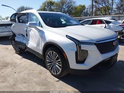 CADILLAC XT4