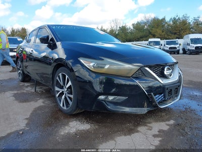 NISSAN MAXIMA