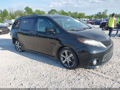 2012 TOYOTA SIENNA SE 8 PASSENGER