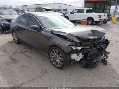 3MZBPADLXKM109500 MAZDA MAZDA3 Photo 1