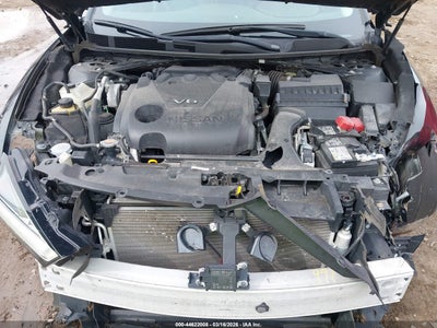 NISSAN MAXIMA